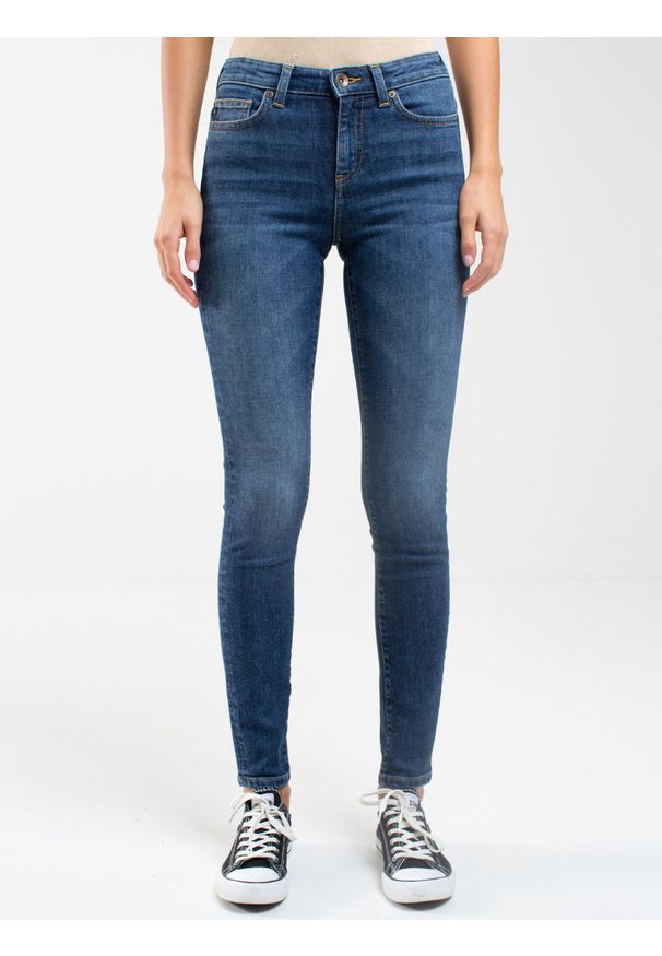 Big-Star - Spodnie jeans damskie Adela 512. Kolor: niebieski. Sezon: lato