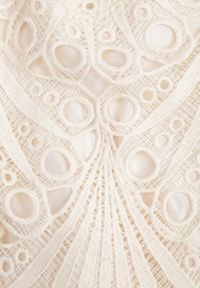 Born2be - Beżowa Sukienka Adoneus. Typ kołnierza: kołnierz z falbankami. Kolor: beżowy. Materiał: koronka. Wzór: koronka. Styl: klasyczny. Długość: midi #4