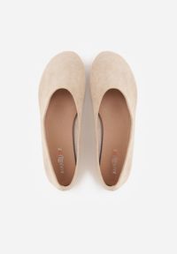 Renee - Beżowe Balerinki z Imitacji Zamszu w Stylu Basic Saraphiele. Okazja: na randkę. Kolor: beżowy. Materiał: zamsz #6