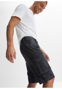 bonprix - Długie dżinsowe bermudy bojówki, relaxed fit. Kolor: czarny. Długość: długie #3