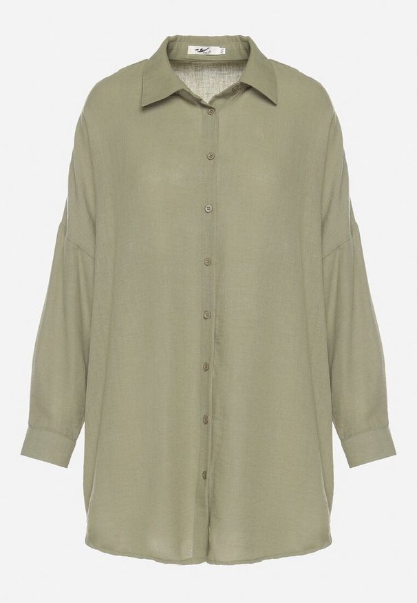 Born2be - Ciemnozielona Klasyczna Koszula o Kroju Oversize Maronira. Okazja: na co dzień. Typ kołnierza: kołnierzyk klasyczny. Kolor: zielony. Materiał: jeans. Styl: klasyczny