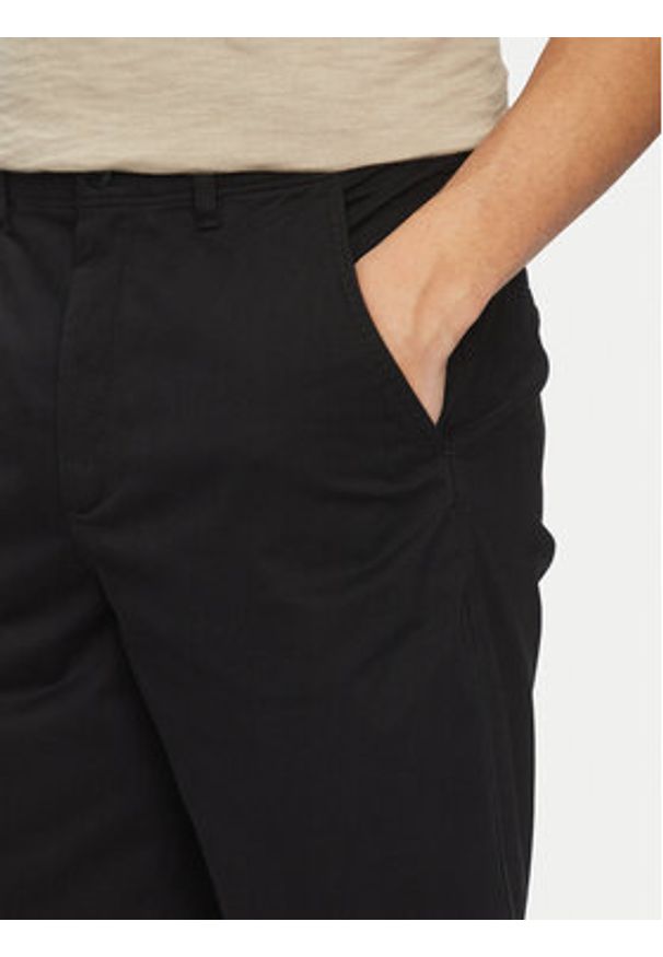 Calvin Klein Jeans Szorty materiałowe LV040EM618 Czarny Regular Fit. Kolor: czarny. Materiał: bawełna