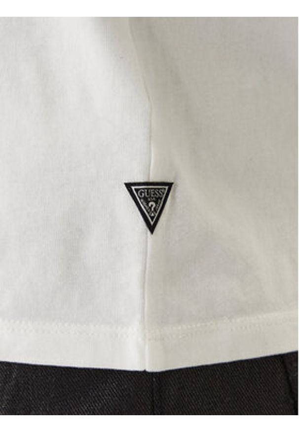 Guess T-Shirt M6RI02 KBZV1 Biały Regular Fit. Kolor: biały. Materiał: bawełna