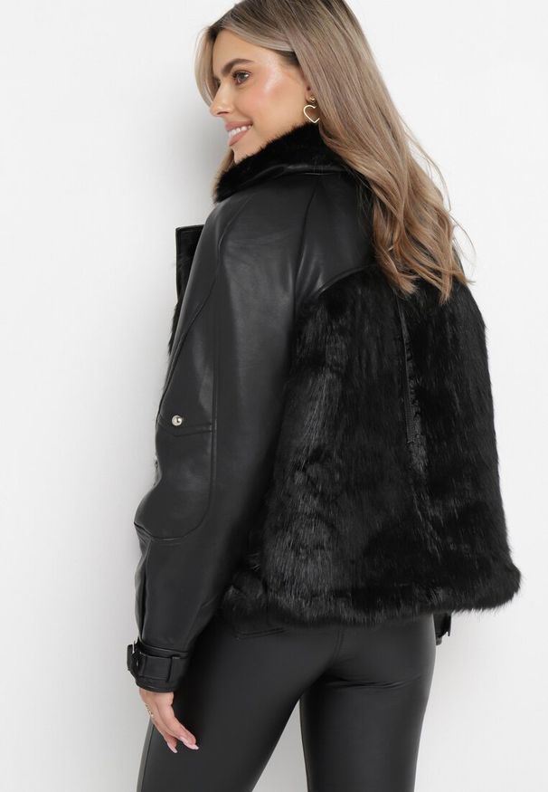 Born2be - Czarna Kurtka z Imitacji Skóry Ozdobiona Futerkiem Coumballe. Kolor: czarny. Materiał: skóra, futro. Wzór: aplikacja