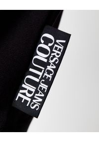 Versace Jeans Couture - VERSACE JEANS COUTURE - Czarna bluza z nadrukiem. Kolor: czarny. Długość rękawa: długi rękaw. Długość: długie. Wzór: nadruk #5