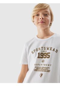 4F JUNIOR - T-shirt z nadrukiem chłopięcy. Kolor: biały. Materiał: bawełna. Wzór: nadruk #2