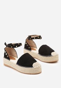 Renee - Czarne Espadryle na Grubej Podeszwie z Plecionki Ozdobione Ćwiekami Elorvia. Kolor: czarny. Wzór: aplikacja. Sezon: lato. Styl: boho, elegancki #2