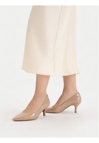 Nine West Czółenka CEO-CD25-032-1 Beżowy. Kolor: beżowy. Materiał: materiał #1