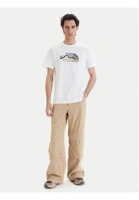 The North Face T-Shirt Mountain Line NF0A8GUX Biały Regular Fit. Kolor: biały. Materiał: bawełna #4