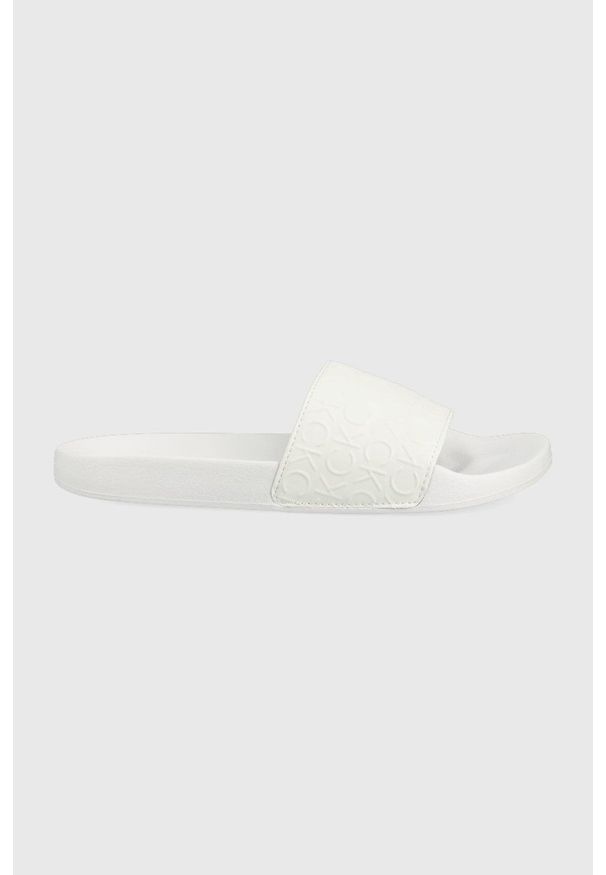 Calvin Klein klapki męskie kolor biały. Kolor: biały. Materiał: materiał, guma. Wzór: gładki