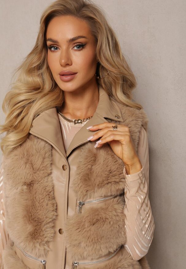Renee - Brązowa Futrzana Kamizelka z Ozdobnymi Suwakami Sittame. Kolor: brązowy. Materiał: futro. Długość rękawa: bez rękawów. Wzór: aplikacja