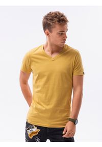 Ombre Clothing - T-shirt męski bawełniany BASIC S1369 - musztardowy - XXL. Typ kołnierza: dekolt w serek. Kolor: żółty. Materiał: bawełna. Długość: krótkie. Styl: klasyczny