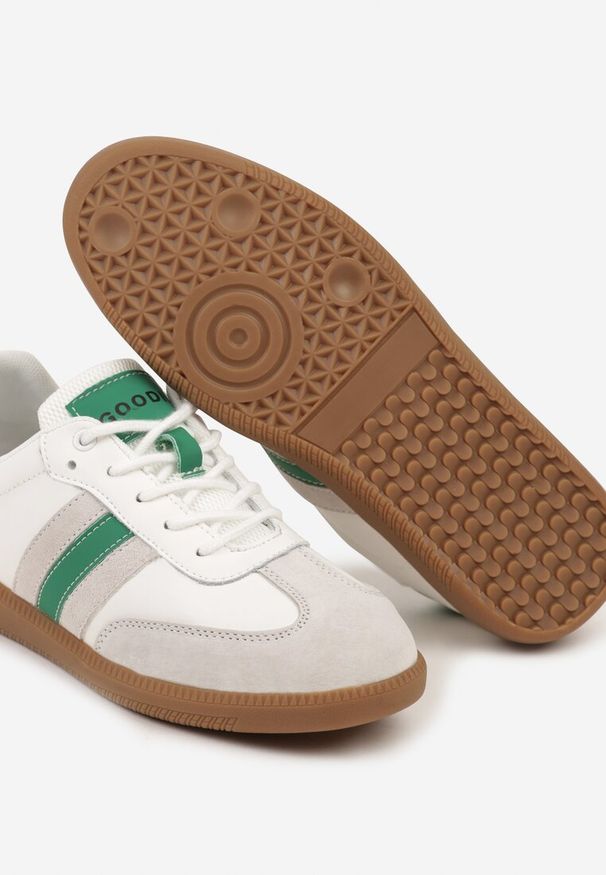 Born2be - Biało-Zielone Płaskie Skórzane Sneakersy Ozdobione Paskami Navilen. Okazja: na co dzień. Zapięcie: pasek. Kolor: biały. Materiał: skóra. Wzór: aplikacja. Obcas: na obcasie. Wysokość obcasa: niski