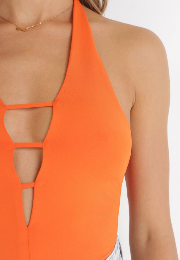 Born2be - Pomarańczowy Top na Szyję z Odkrytymi Plecami Obemone. Kolor: pomarańczowy. Sezon: lato