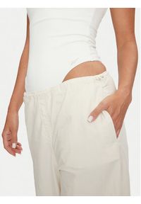 Reebok Body Bodysuit 100200750 Biały Slim Fit. Kolor: biały. Materiał: syntetyk #3