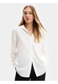Desigual Koszula Genova 24SWCW36 Biały Regular Fit. Kolor: biały. Materiał: wiskoza