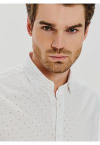 PAKO LORENTE – Biała koszula męska w czarne kropki P24SF-1X-001-B-S - Pako Lorente. Okazja: na co dzień. Kolor: biały, czarny, wielokolorowy. Długość rękawa: długi rękaw. Długość: długie. Wzór: kropki. Styl: casual, elegancki #2