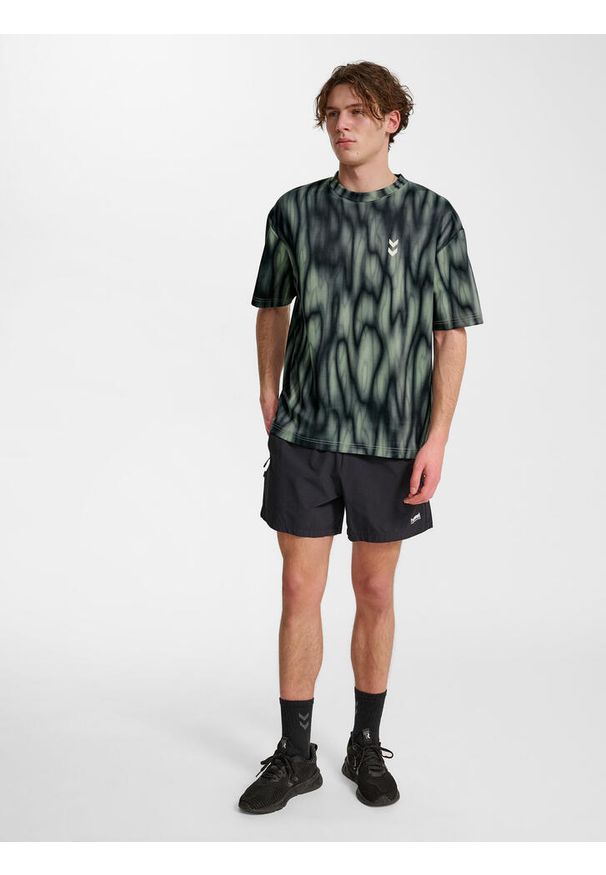 Koszulka Hummel Hiit AOP Loose. Kolor: szary. Sport: fitness, piłka nożna