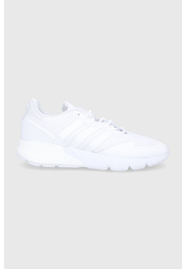 adidas Originals Buty kolor biały. Nosek buta: okrągły. Zapięcie: sznurówki. Kolor: biały. Materiał: guma