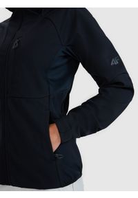 4f - 4F Kurtka softshell wiatroodporna membrana 10000 damska - czarna L. Typ kołnierza: kaptur. Kolor: czarny. Materiał: softshell. Długość rękawa: raglanowy rękaw. Technologia: Windstopper. Sezon: zima. Sport: wspinaczka