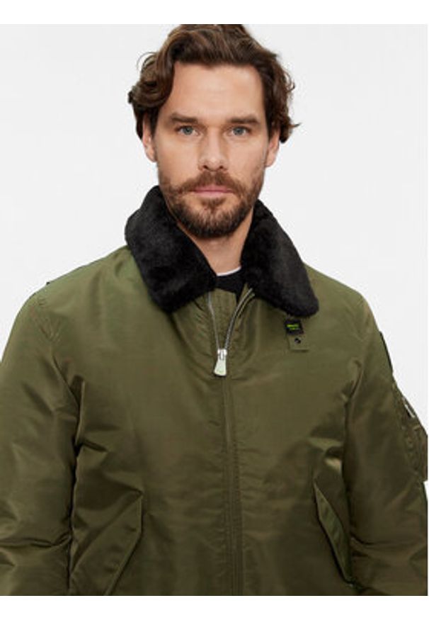 Blauer Kurtka bomber 23WBLUC02132 Zielony Regular Fit. Kolor: zielony. Materiał: syntetyk
