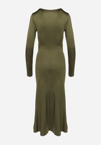 Born2be - Zielona Sukienka Koktajlowa Ozdobiona Wiązaniem i Wycięciem Vamizola. Okazja: na co dzień. Kolor: zielony. Wzór: aplikacja. Typ sukienki: proste. Styl: wizytowy #6