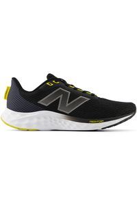 Buty męskie New Balance Fresh Foam Arishi v4 MARISYY4 – czarne. Okazja: na co dzień. Kolor: czarny. Materiał: materiał, syntetyk. Szerokość cholewki: normalna. Sport: fitness