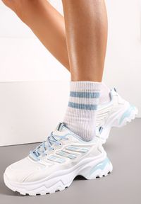 Renee - Biało-Niebieskie Sneakersy na Masywnej Podeszwie Zdobione Kolorowymi Wstawkami Farete. Zapięcie: sznurówki. Kolor: biały. Szerokość cholewki: normalna. Wzór: aplikacja, kolorowy #4