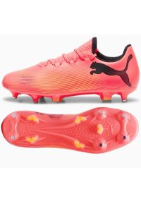 Buty piłkarskie Puma Future 7 Play MxSG 107722-03 różowe. Kolor: różowy. Materiał: dzianina, syntetyk, materiał. Szerokość cholewki: normalna. Sport: piłka nożna