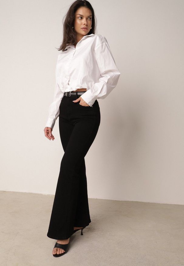 Born2be - Czarne Jeansy o Kroju Dzwonów z Bawełną Eshirevera. Okazja: na co dzień. Kolor: czarny. Długość: długie. Styl: casual