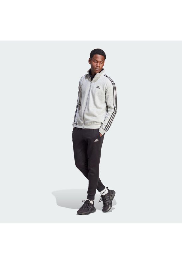 Adidas - Dres Basic 3-Stripes Fleece. Kolor: szary, wielokolorowy, czarny. Materiał: dresówka