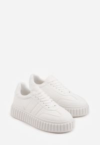 Born2be - Białe Sneakersy na Grubej Podeszwie z Tłoczeniem i Ozdobnymi Paskami Ralis. Okazja: na co dzień. Zapięcie: pasek. Kolor: biały. Materiał: jeans, dresówka #6