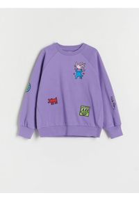 Reserved - Bluza z naszywkami Keith Haring - fioletowy. Kolor: fioletowy. Materiał: dzianina, bawełna. Wzór: aplikacja #1