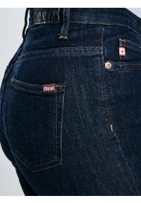 Big-Star - Jeansy damskie z wysokim stanem granatowe Katrina High Waist 720. Stan: podwyższony. Kolor: niebieski #9