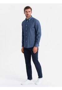 Ombre Clothing - Wzorzysta męska koszula z cienkiego jeansu z kieszonką – niebieska V2 - Rozmiar: XL. Okazja: na co dzień. Kolor: niebieski. Materiał: jeans. Wzór: gładki. Styl: klasyczny, casual #6