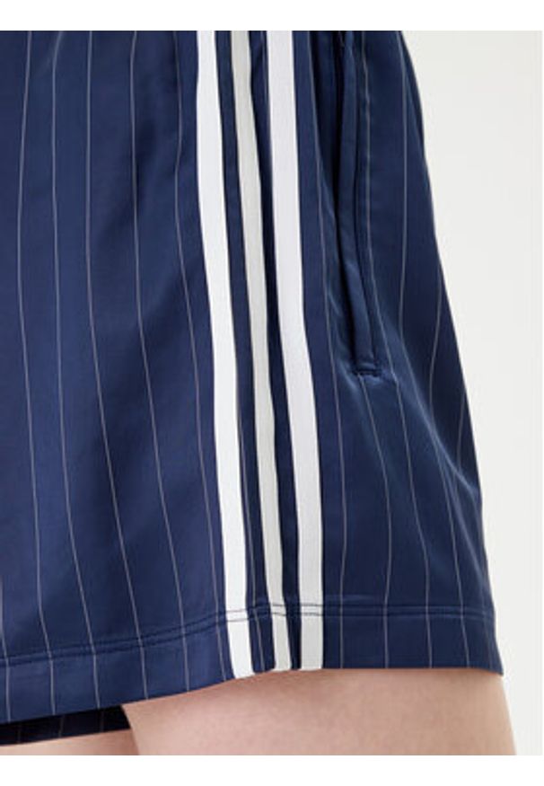 Adidas - adidas Szorty sportowe Pin-stripe Satin KD2285 Granatowy Loose Fit. Kolor: niebieski. Materiał: syntetyk