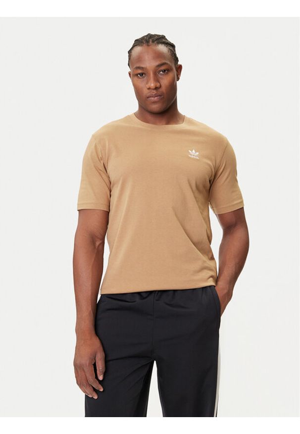 Adidas - adidas T-Shirt Trefoil Essentials JX2824 Beżowy Regular Fit. Kolor: beżowy. Materiał: bawełna