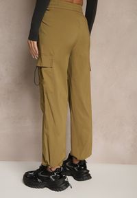 Renee - Zielone Spodnie z Bawełną Typu Cargo High Waist Puvoria. Okazja: na co dzień, na spacer. Stan: podwyższony. Kolor: zielony. Materiał: bawełna. Styl: casual #3