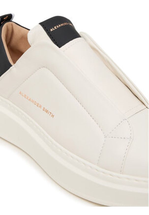 Alexander Smith Sneakersy Wembley ASBCWLW-0600 Biały. Kolor: biały. Materiał: skóra