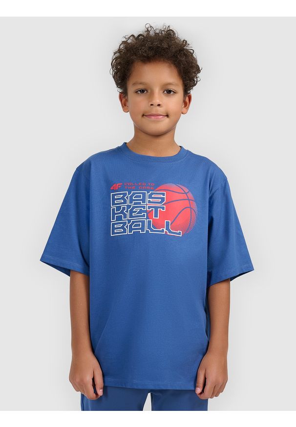 4f - 4F T-shirt loose z nadrukiem chłopięcy - granatowy 146/152 (10-12 lat). Okazja: na co dzień, na uczelnię. Kolor: niebieski. Materiał: bawełna, skóra, materiał, dresówka. Wzór: nadruk. Sezon: lato. Styl: casual, sportowy
