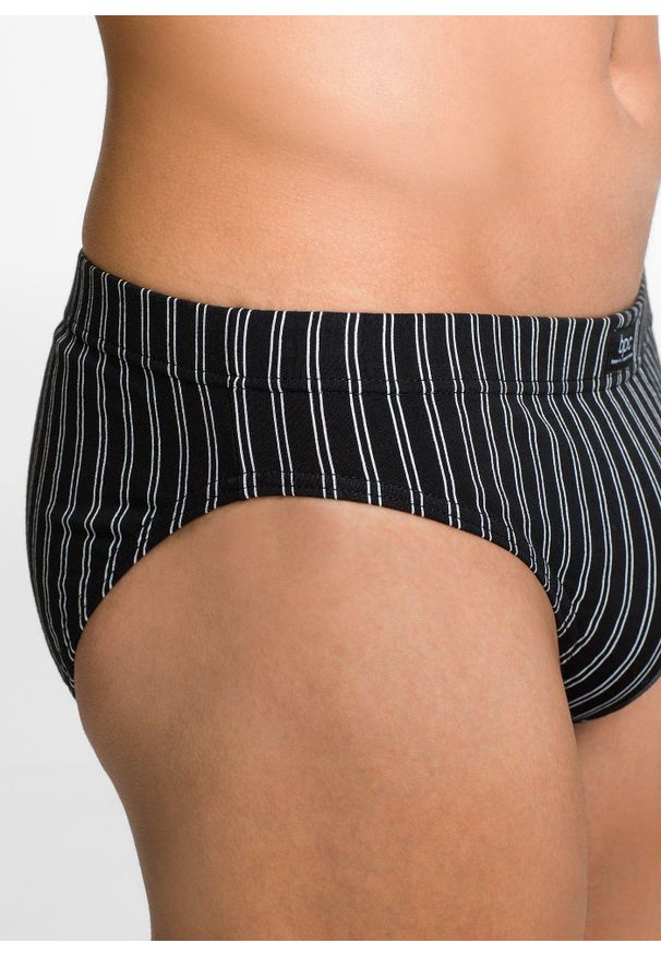 bonprix - Slipy z bawełną (5 par). Kolor: czarny. Materiał: bawełna