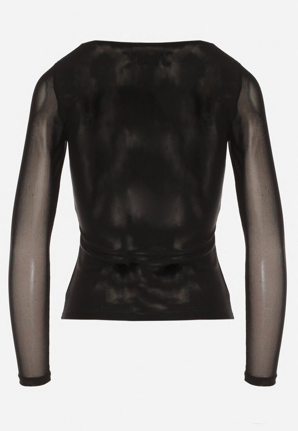 Born2be - Czarna Bluzka Siateczkowa z Wiskozą z Długim Rękawem i Dekoltem w Serce Elanne. Okazja: na co dzień. Kolor: czarny. Materiał: wiskoza. Długość rękawa: długi rękaw. Długość: długie. Styl: elegancki, casual, klasyczny