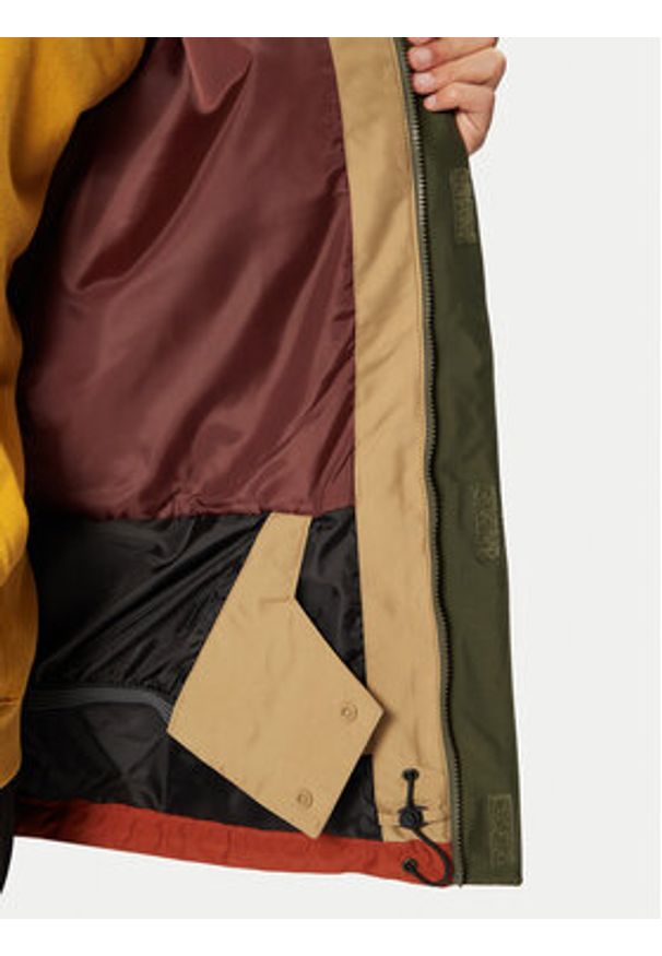 DC Kurtka snowboardowa Defiant ADYTJ03084 Zielony Standard Fit. Kolor: zielony. Materiał: syntetyk. Sport: snowboard