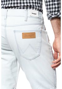 Wrangler - SPODENKI MĘSKIE WRANGLER 5 POCKET SHORT VENICE BLEACH W14CUT28F. Materiał: jeans #4