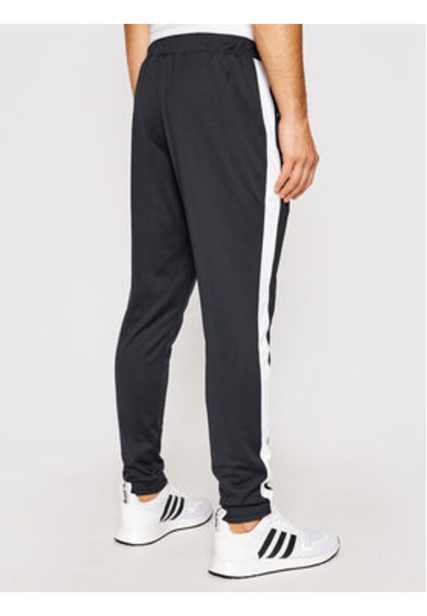 Under Armour Dres Ua Emea 1357139 Czarny Regular Fit. Kolor: czarny. Materiał: syntetyk