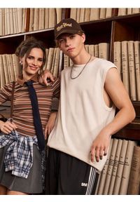 Sinsay - Koszulka bez rękawów - kremowy. Kolor: kremowy. Długość rękawa: bez rękawów #1