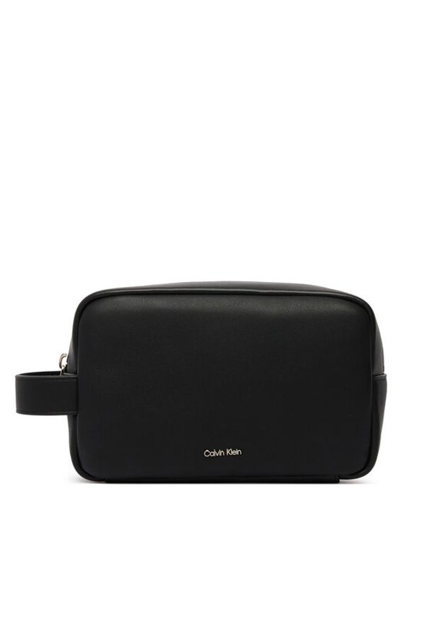 Calvin Klein Kosmetyczka Raised Dopp Kit LV04D1227G Czarny. Kolor: czarny. Materiał: skóra