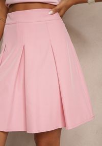 Renee - Ciemnoróżowa Plisowana Spódnica High Waist o Rozkloszowanym Kroju Redilsa. Stan: podwyższony. Kolor: różowy. Styl: elegancki #3