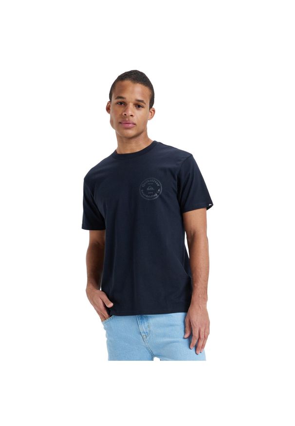 Quiksilver - Koszulka z krótkim rękawem dla Mężczyzn RIDE OUT Czarny. Kolor: brązowy, zielony, wielokolorowy. Materiał: materiał, bawełna. Długość rękawa: krótki rękaw. Długość: krótkie. Wzór: nadruk