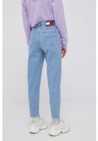 Tommy Jeans jeansy BF6132 damskie high waist. Stan: podwyższony. Kolor: niebieski